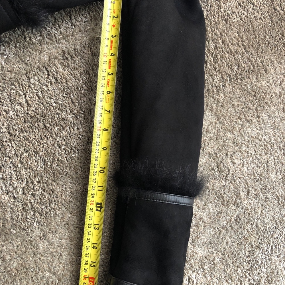 Authentic Burberry London shearling jacket - Picture 11 of 13